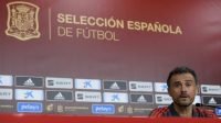 Pelatih timnas Spanyol Luis Enrique memberikan keterangan pers jelang laga UEFA Nations League [AFP]