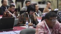 Sejumlah calon pimpinan (capim) KPK mengikuti tes profile assessment di gedung Lemhanas, Jakarta, Kamis (8/8). [ANTARA FOTO/Hafidz Mubarak]