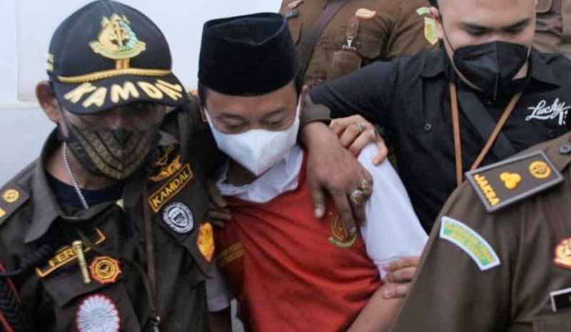 Herry Dituntut Hukuman Mati