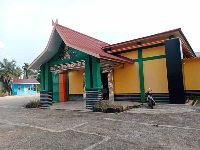 Kondisi Gedung Serbaguna Merangin