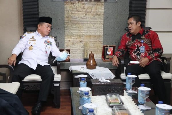 Al Haris Apresiasi Peran RRI Bangun Jambi