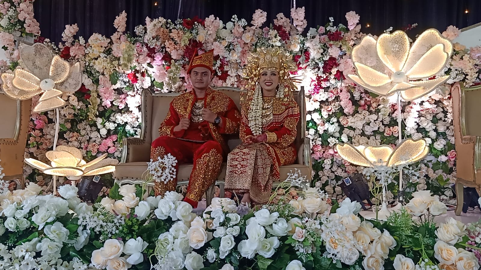 Saat Kru Biru Doni Lepas Masa Lajang