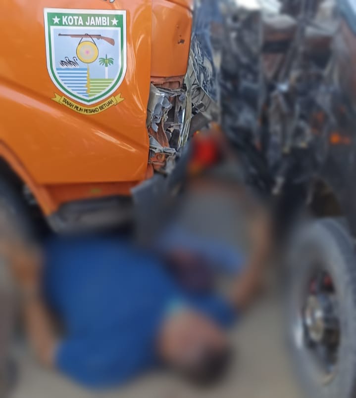 Kecelakaan di Kawasan Jembatan Aur Duri 1, Ayah dan Balita Meninggal