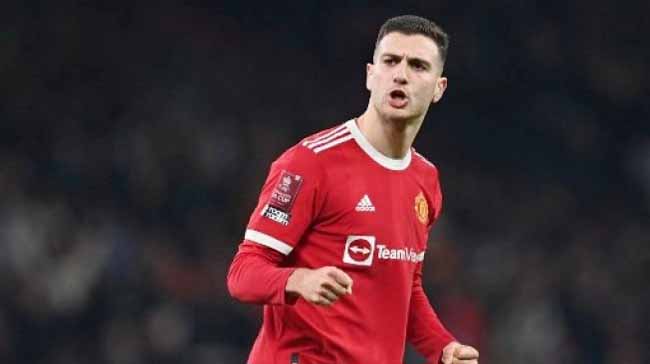 Mourinho Masih Ingin Bajak Diogo Dalot