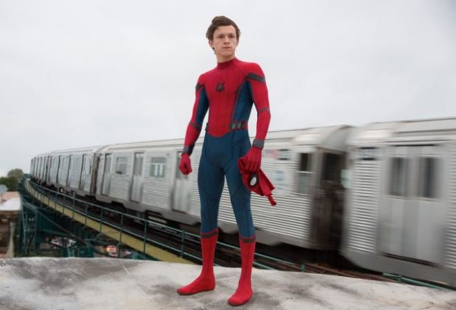 Spiderman no way home review peter parker
