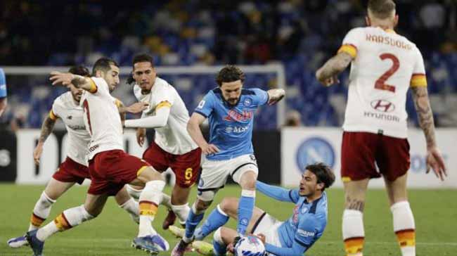 AS Roma Tahan Imbang Napoli