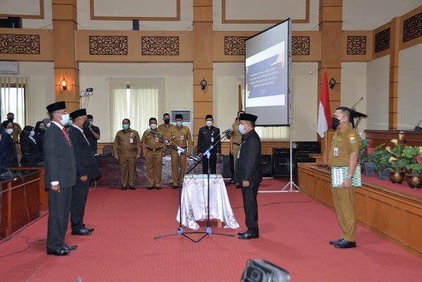 Al Haris Lantik Kepala SMA TT dan Kepala SMK 3 Jambi