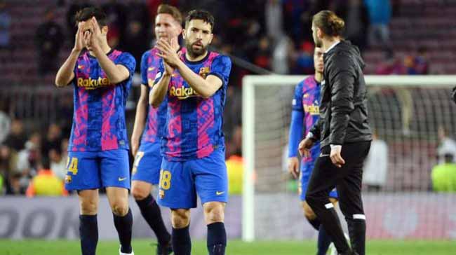 Barcelona Didepak Eintracht Frankfurt