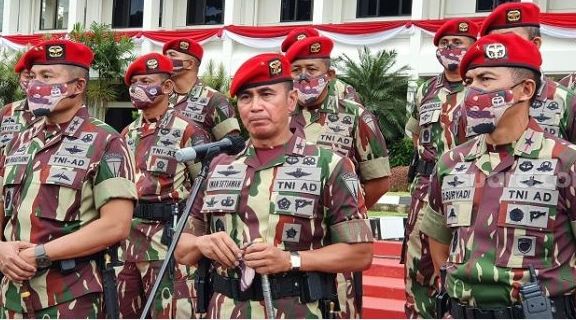 Brigjen Iwan Setiawan Akan Benahi Kopassus Brigjen Iwan Setiawan Akan Benahi Kopassus