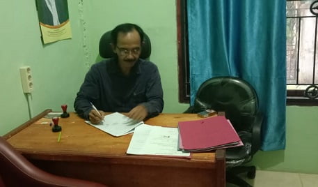 Kepala Desa (Kades) Makmur Jaya, Ali Sadikin Kepala Desa (Kades) Makmur Jaya, Ali Sadikin