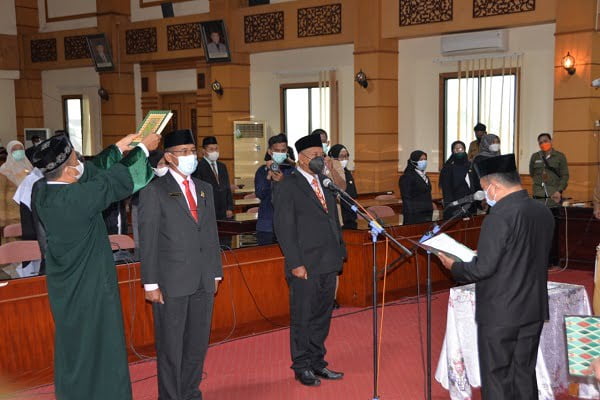 Kepala SMKN 3 Kota Jambi Diganti 