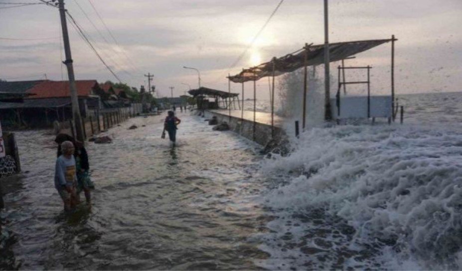 Banjir rob di Pesisir utara jateng