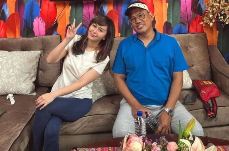 Uya Kuya dan Denise Chariesta Uya Kuya dan Denise Chariesta