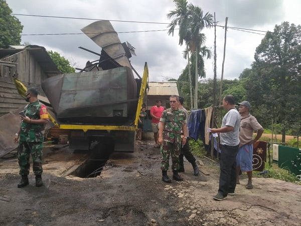 Tangki Minyak Ilegal Meledak di Jaluko