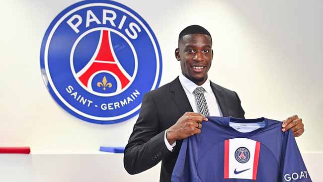 PSG Resmi Boyong Nordi Mukiele