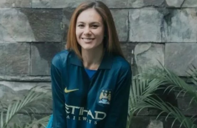 Wulan Guritno... Wulan Guritno...