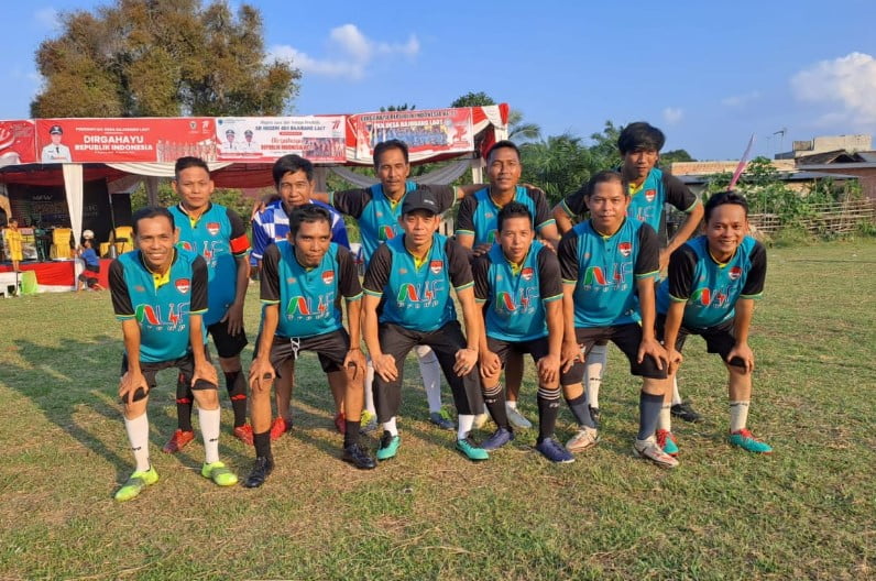 Pemdes Bajubang Laut Gelar Tournament Sepak Bola Peringati HUT RI Pemdes Bajubang Laut Gelar Tournament Sepak Bola Peringati HUT RI