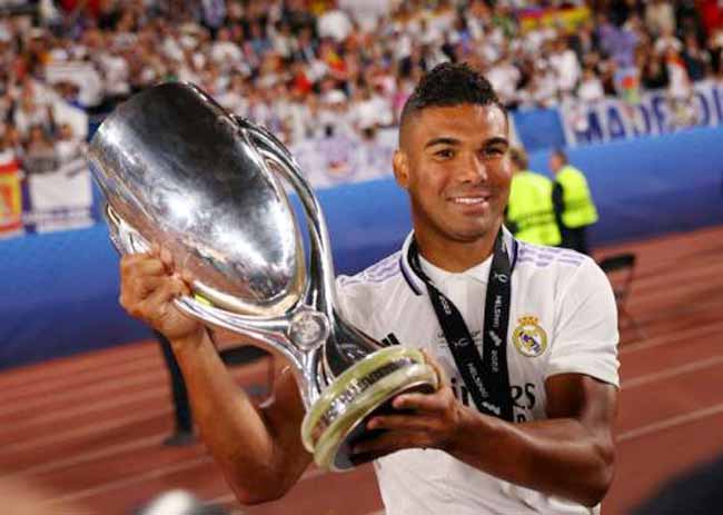 Resmi Dapatkan Casemiro