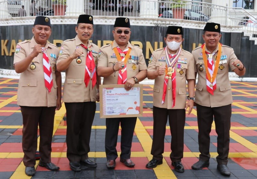 Gubernur Jambi, Al Haris .