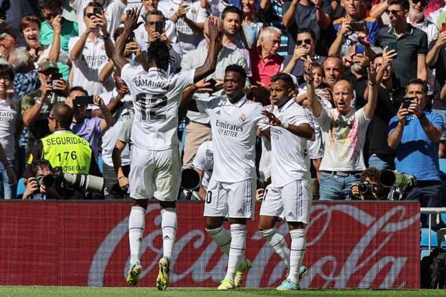 Real Madrid Kian Kokoh di Puncak