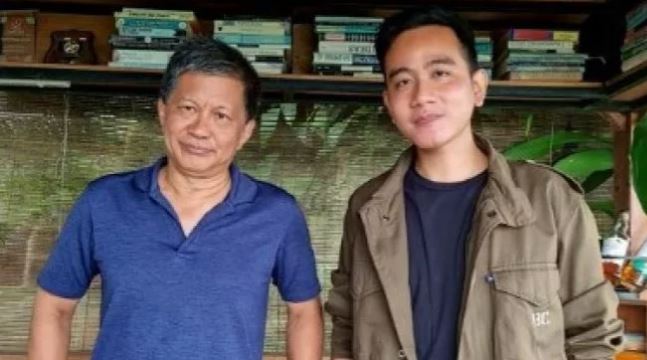 Rocky Gerung dan Gibran Rakabuming Raka Rocky Gerung dan Gibran Rakabuming Raka