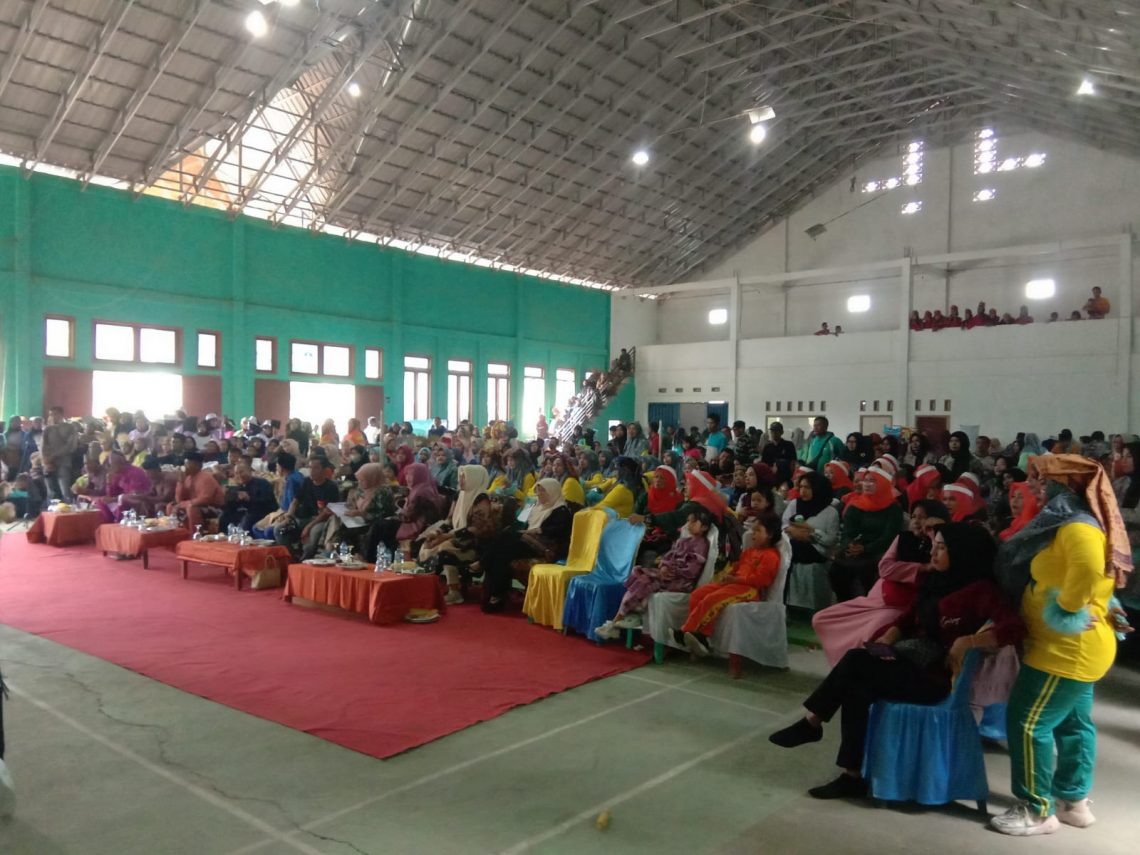Wakil TP PKK Batanghari Nuaraini Zubir