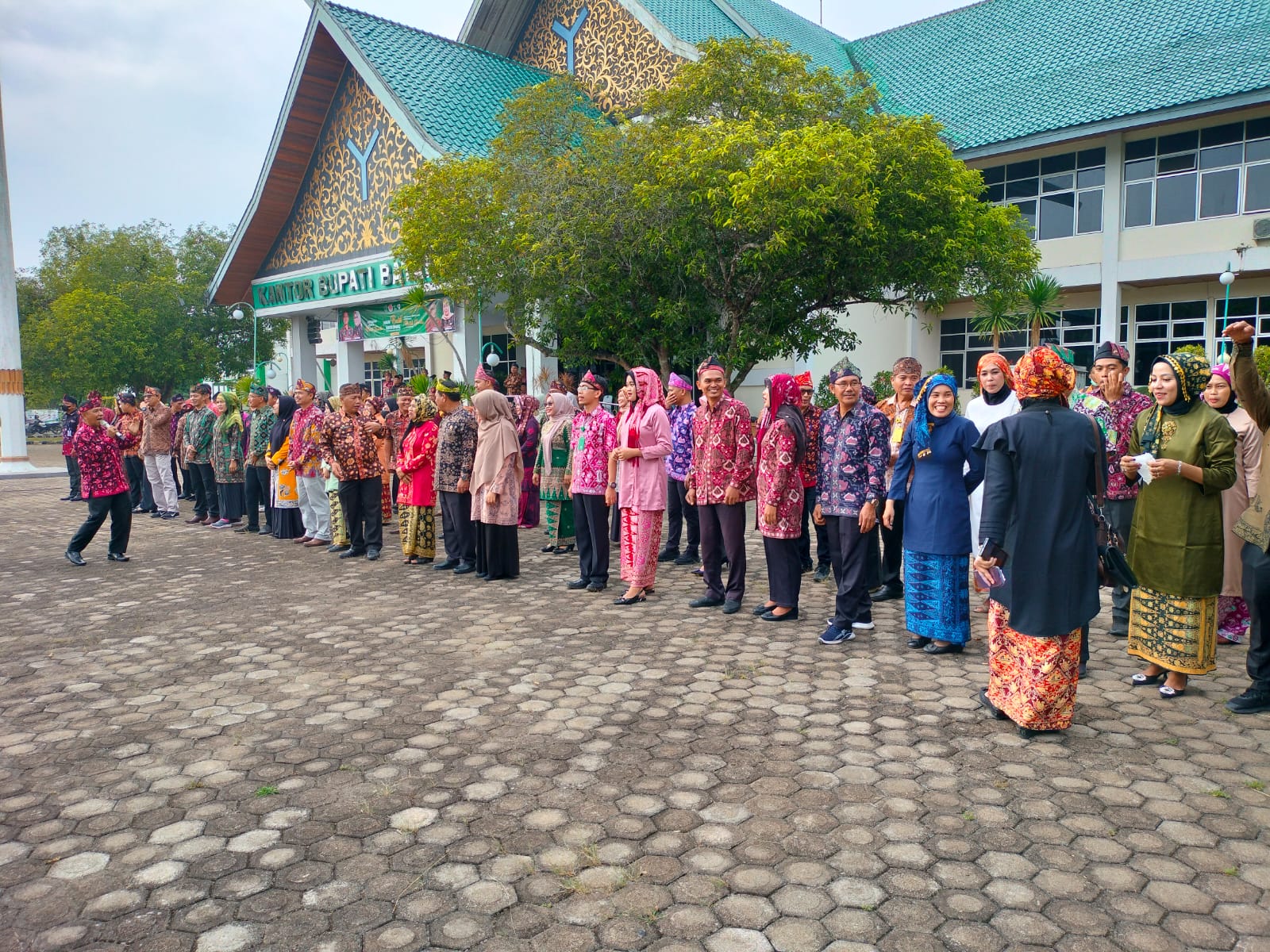 Peringatan Hari Batik Nasional di Batanghari