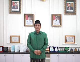 Bupati Fadhil