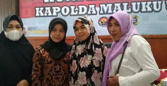 Sulastri anak petani Sulastri anak petani