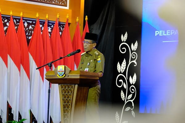 Wakil Gubernur Jambi, Abdullah Sani. Wakil Gubernur Jambi, Abdullah Sani.