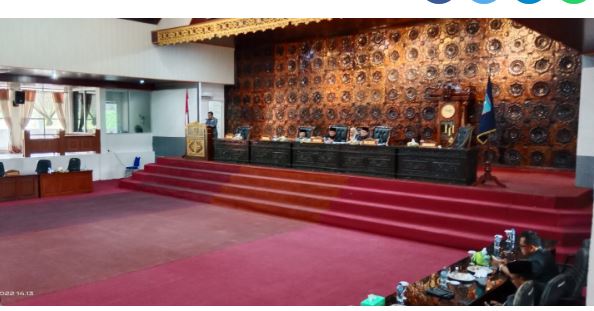 dewan-soroti-bupati-merangin-mashuri Dewan soroti kinerja Bupati Merangin Mashuri. Foto: Edo Guntara / Jambi Seru