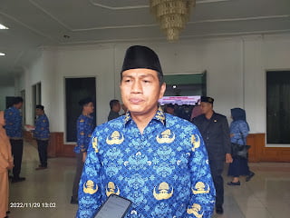 Bupati Fadhil