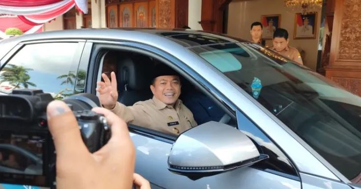 Gubernur Test Drive Gubernur Test Drive