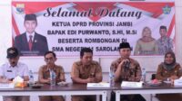 Edi-Purwanto-ke-SMAN-11-Sarolangun