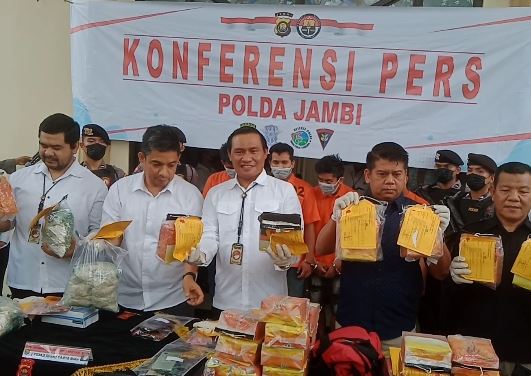 Polda Jambi gagalkan peredaran narkoba senilai Rp 42 Miliar.