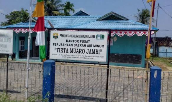 Kantor PDAM Tirta Muaro Jambi.