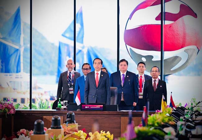 konferensi tingkat tinggi