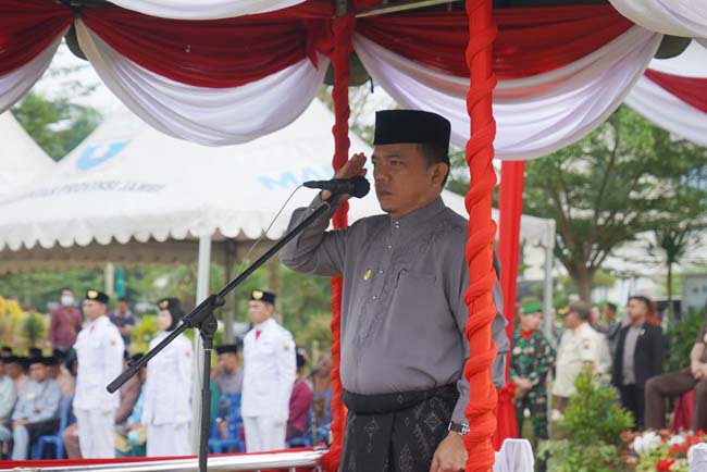 gubernur al haris