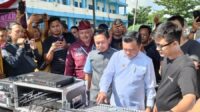 gubernur jambi, al haris saat membuka gebyar sound system