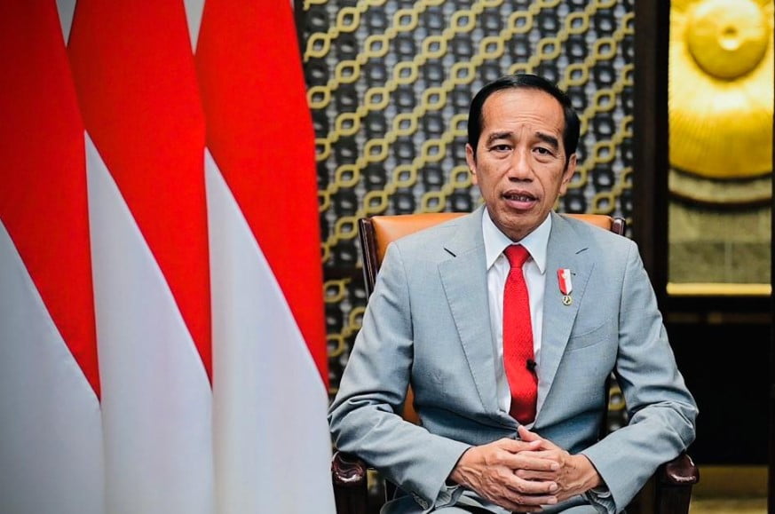 Presiden Jokowi saat menyampai pengumuman pencabutan status pandemi. Presiden Jokowi saat menyampai pengumuman pencabutan status pandemi.