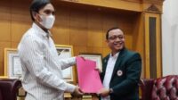 Ketua DPRD Provinsi Jambi Edi Purwanto menerima audiensi Ikatan Dokter Indonesia (IDI) dan Persatuan Dokter Gigi Indonesia (PDGI) Wilayah Jambi.