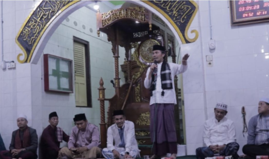 Ketua DPRD Provinsi Jambi Edi Purwanto Safari Ramadan bersama Pemerintah Desa dan masyarakat Desa Sungai Duren, Kecamatan Jambi Luar Kota