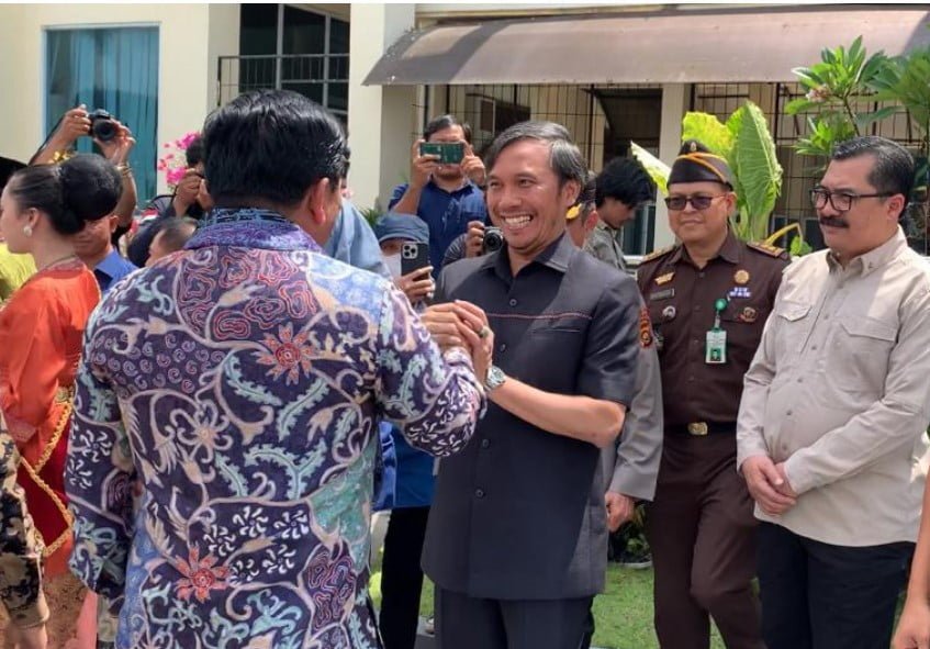 ketua dprd provinsi jambi, edi purwanto
