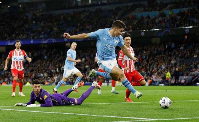 manchester city bungkam fk crvena