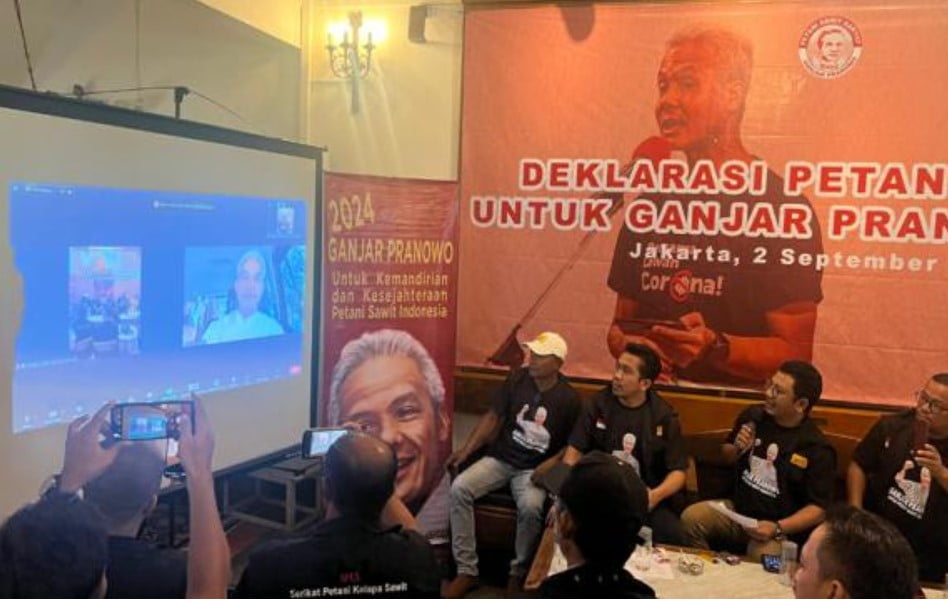 para petani kelapa sawit indonesia secara resmi mendeklarasikan dukungan mereka untuk ganjar pranowo sebagai calon presiden republik indonesia untuk periode 2024 2029