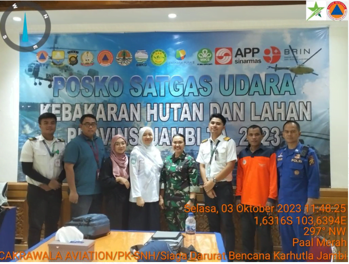 tim hujan buatan saat tiba di jambi.