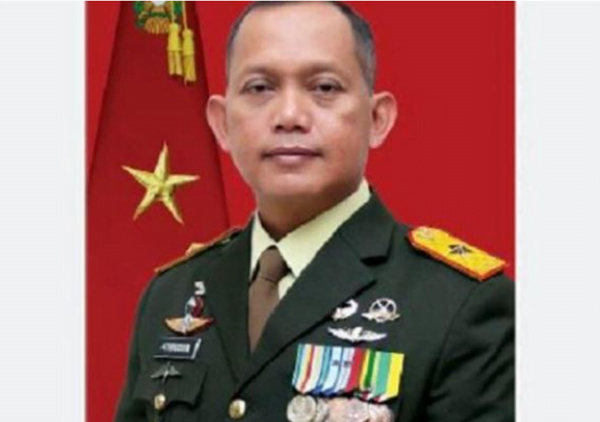 brigjen achiruddin danpaspampres yang baru. brigjen achiruddin danpaspampres yang baru.