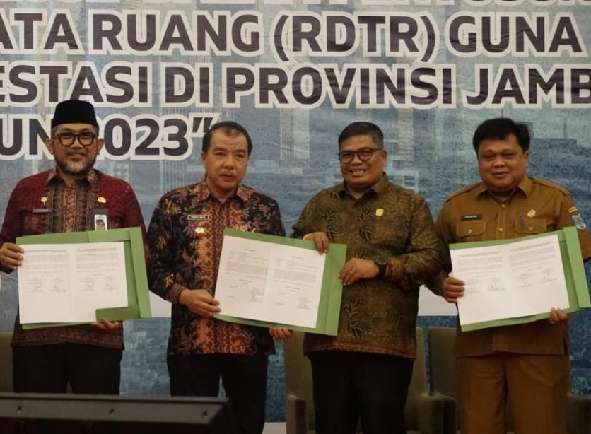 Pj Bupati Merangin H Mukti ikuti rapat akhir RTR Provinsi Jambi Tahun 2023. Senin (27/11/2023).