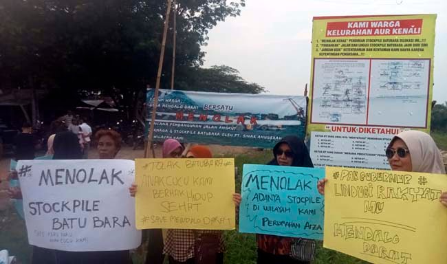 stockpile batu bara