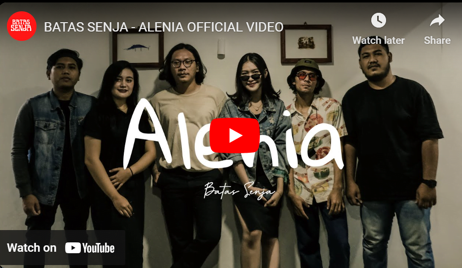 lagu alenia batas senja.